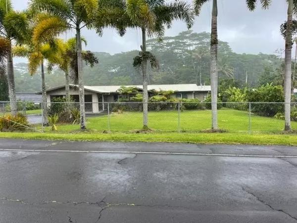 Keaau, HI 96749,17-191 IPUAIWAHA ST