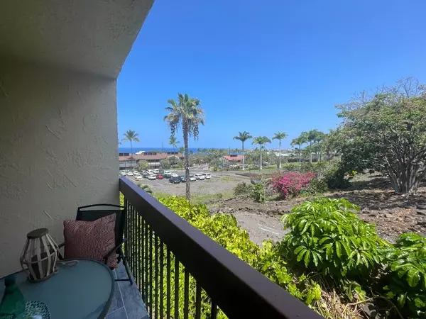 75-5863 KUAKINI HWY #217, Kailua-Kona, HI 96740