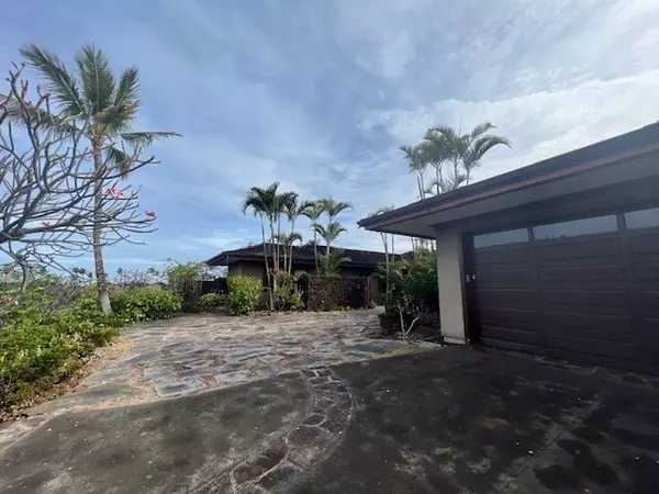 72-155 KAULU ST, Kailua-Kona, HI 96740