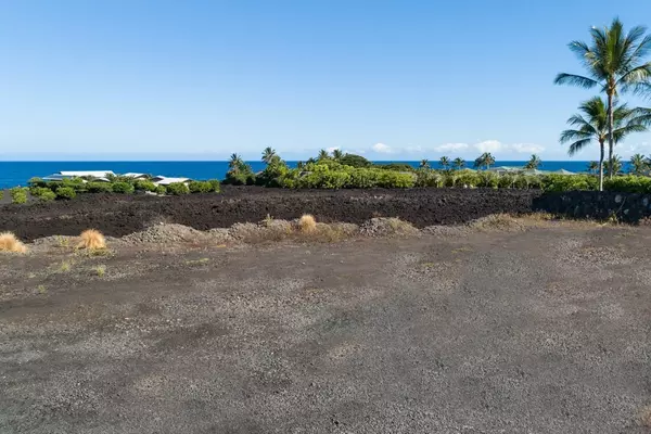 72-1047 KEKAHAWAIOLE DR, Kailua-Kona, HI 96740