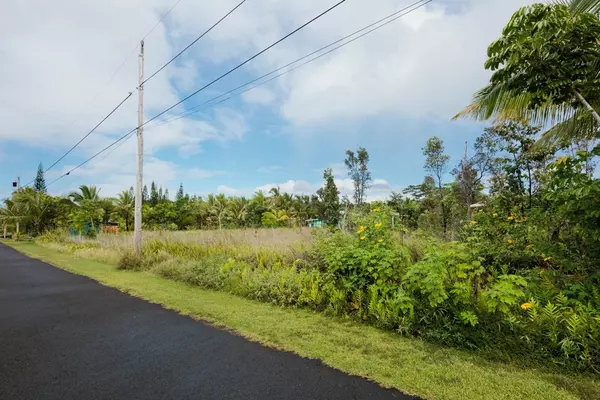 Pahoa, HI 96778,12-7044 KEHAUOPUNA ST