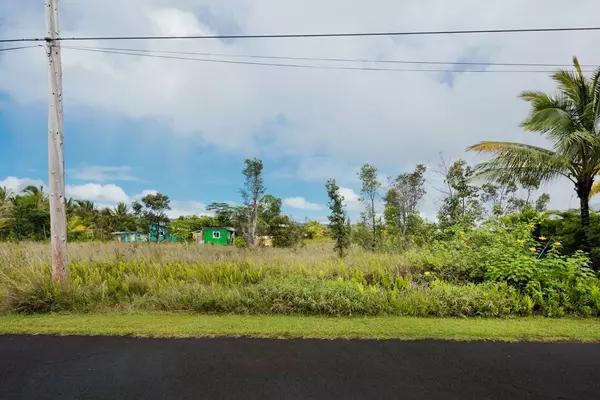 Pahoa, HI 96778,12-7044 KEHAUOPUNA ST