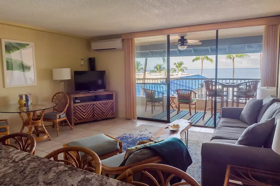 75-5888 ALII DR #F22, Kailua-Kona, HI 96740