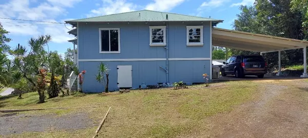 1447 KAUMANA DR, Hilo, HI 96720