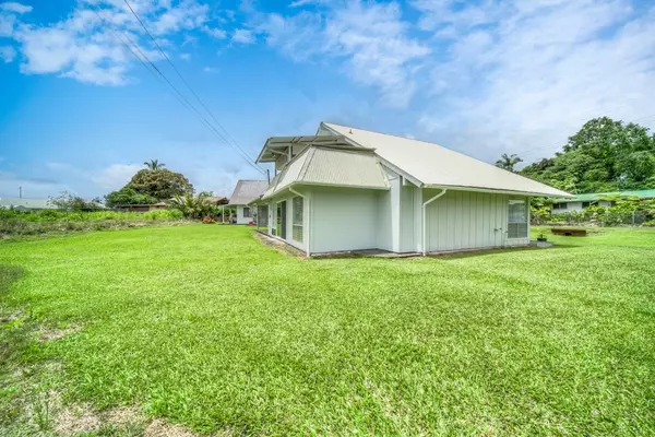 Hilo, HI 96720,490 MAKANI CIR