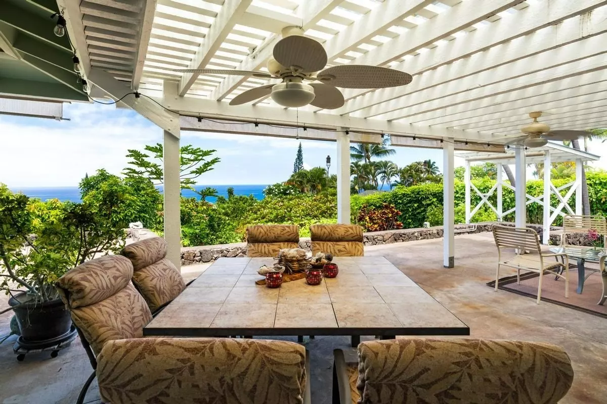 Kailua-Kona, HI 96740,76-6336 KUPUNA ST