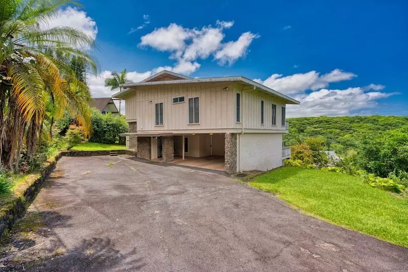 600 AINAKO AVE, Hilo, HI 96720