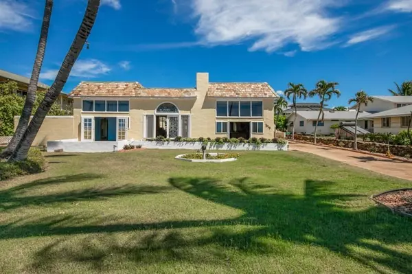 7925 KaumualiI Hwy, Kekaha, HI 96752