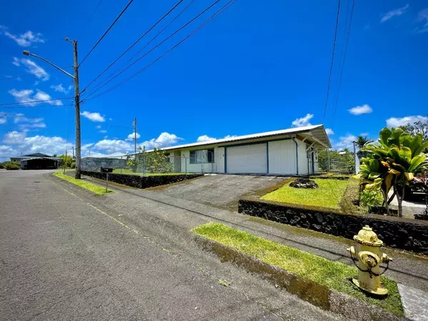 1052 PUKU ST, Hilo, HI 96720