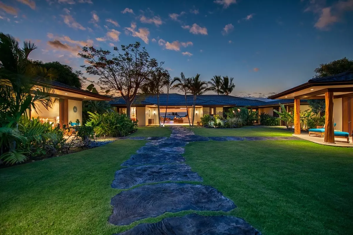 Kailua-Kona, HI 96740,72-3142 MAUU PILI PL