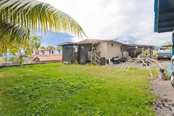 Kailua-Kona, HI 96740,75-258 PUMEHANA ST