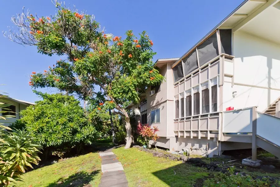 74-5618 PALANI RD #J3, Kailua-Kona, HI 96740