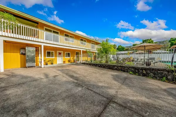 Kailua-Kona, HI 96740,76-6349 KUPUNA ST