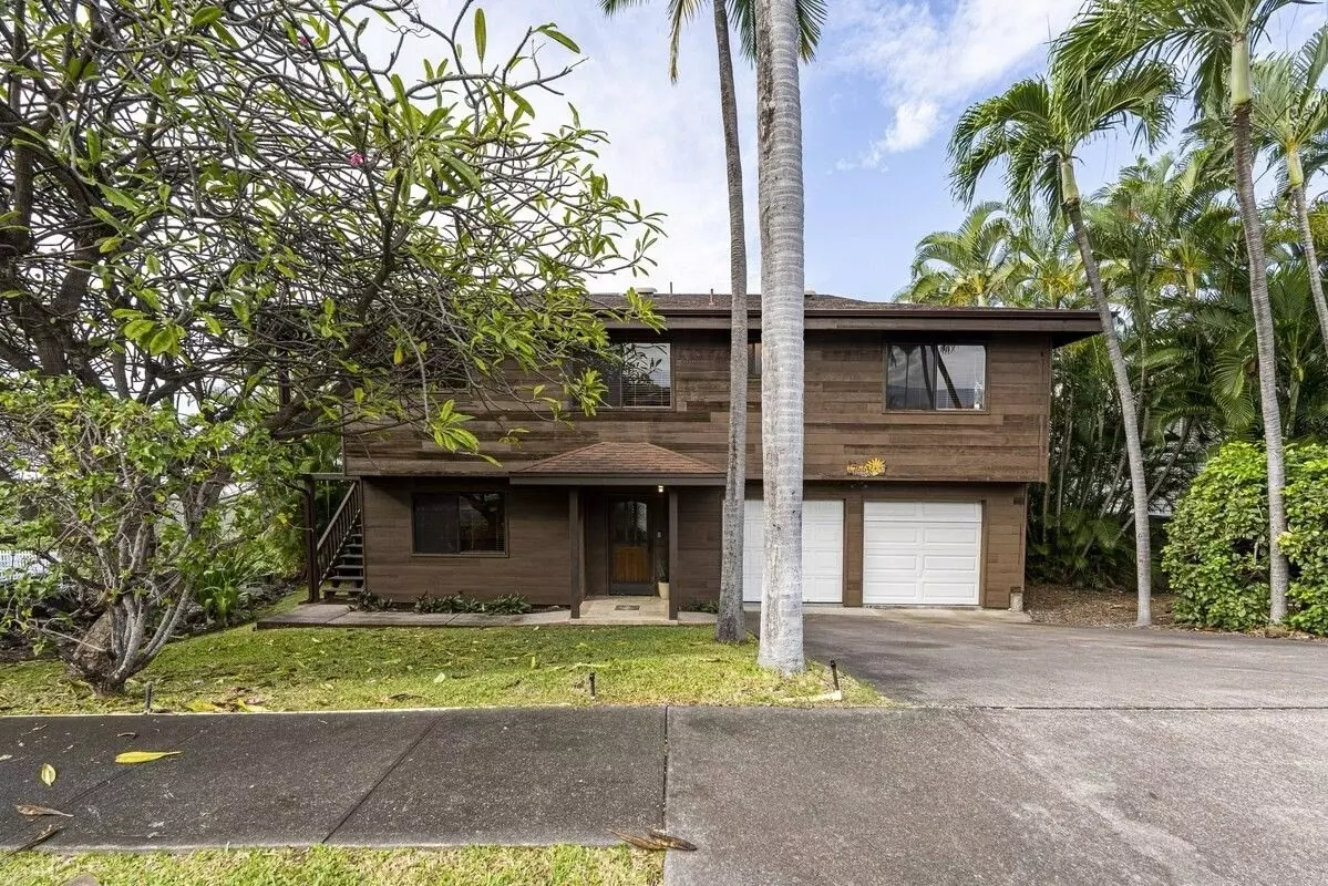 Kailua-Kona, HI 96740,76-6320 KOLOLIA ST