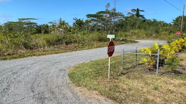 Keaau, HI 96749,15-1648 NONI RD