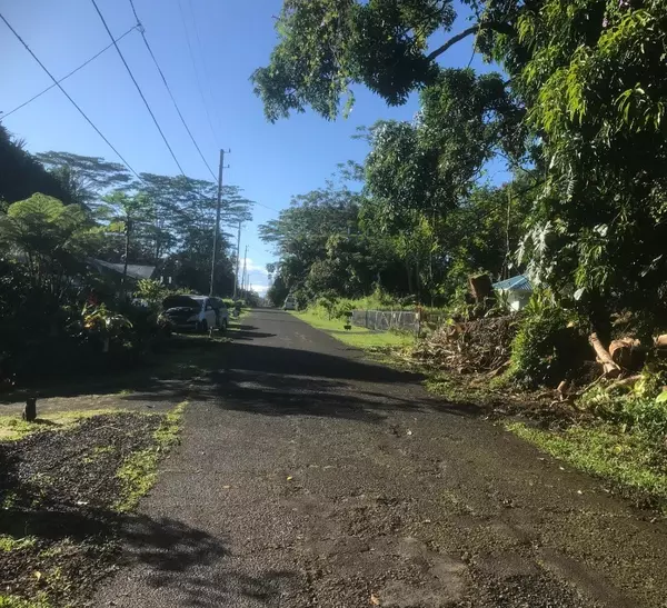 Pahoa, HI 96778,N KAWAKAWA ST