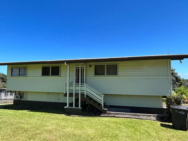 Hilo, HI 96720,37 PILIALOHA ST