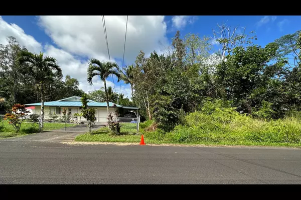 Pahoa, HI 96778,15-674 S PUNI MAUKA LP