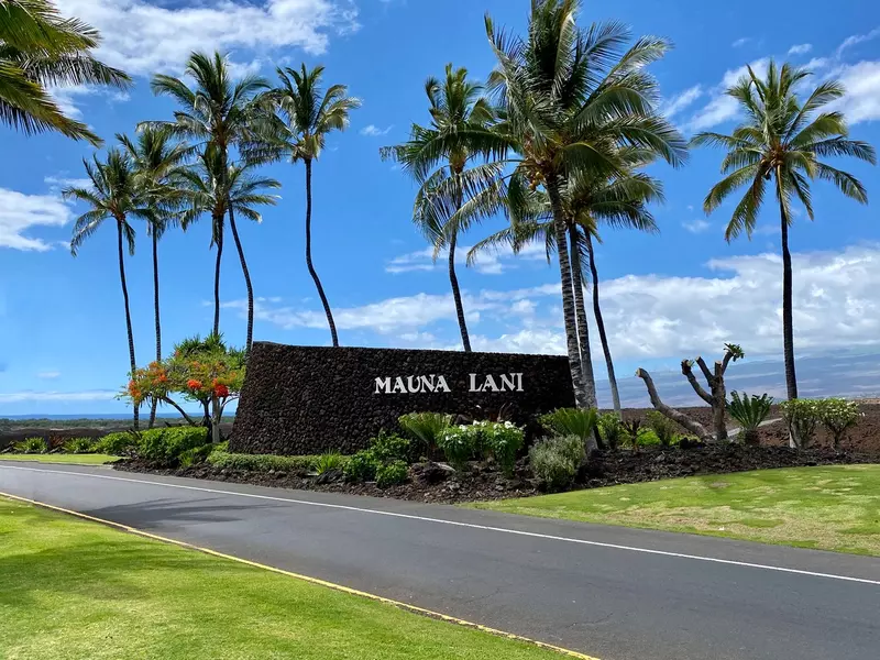 68-1025 KANIKU DR #201, Kamuela, HI 96743