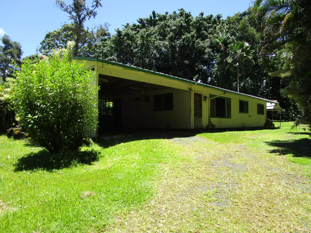 Pahoa, HI 96778,15-2736 MAHIMAHI ST