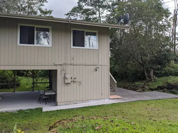 Pahoa, HI 96778,16-2687 AINALOA DR