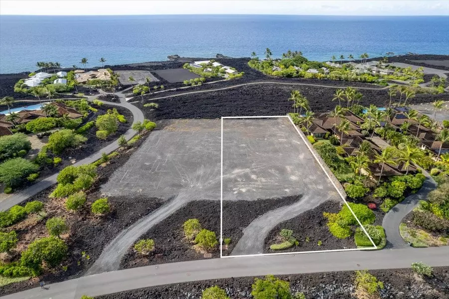 72-1047 KEKAHAWAIOLE DR, Kailua-Kona, HI 96740