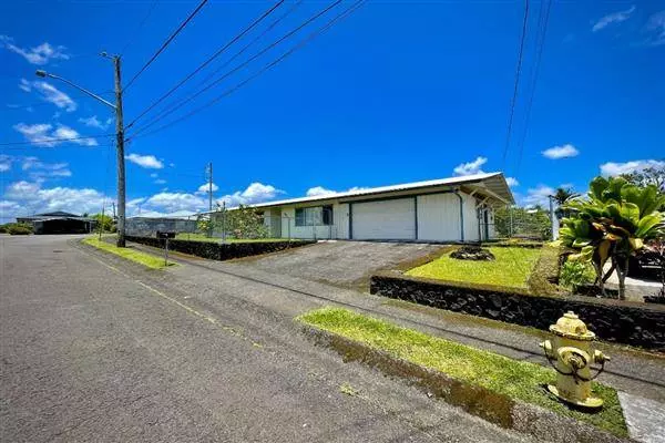 Hilo, HI 96720,1052 PUKU ST