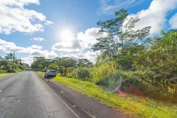 Pahoa, HI 96778,15-664 KAHAKAI BLVD