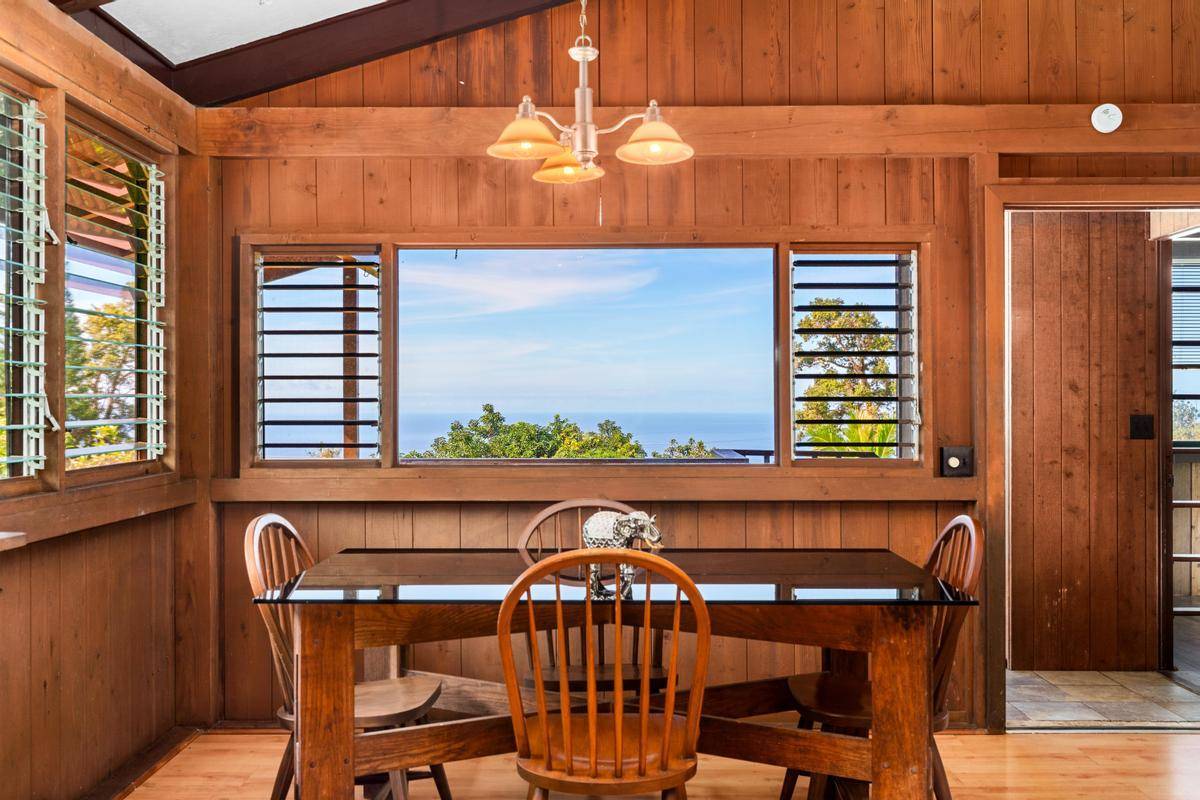 Captain Cook, HI 96704,89-1340 OLD MAMALAHOA HIGHWAY