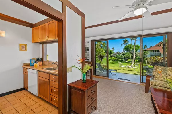 Koloa, HI 96756,2253 POIPU RD #141