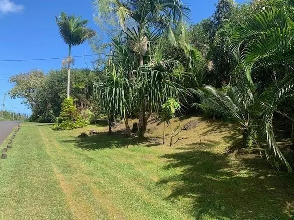 Keaau, HI 96749,16-311 POHAKU DR