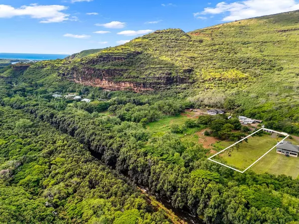 5516 MENEHUNE RD, Waimea, HI 96796