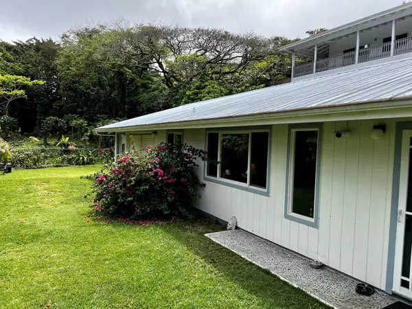 Pahoa, HI 96778,12-411 OLEOLE ST