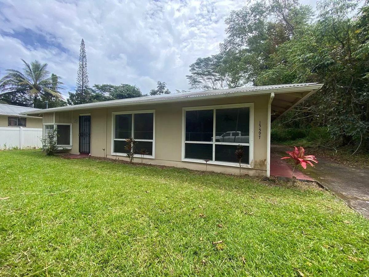 Pahoa, HI 96778,15-597 KAHAKAI BLVD