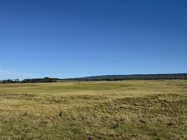 KAALUALU RD, Naalehu, HI 96772