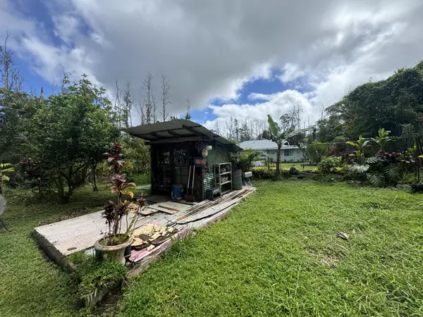 Pahoa, HI 96778,16-2159 KUHIO DR