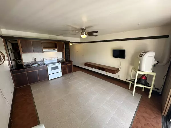 400 HUALANI ST #9-2102, Hilo, HI 96720