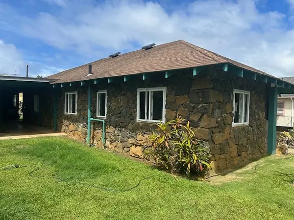 Kilauea, HI 96754,2420 KENEKE ST