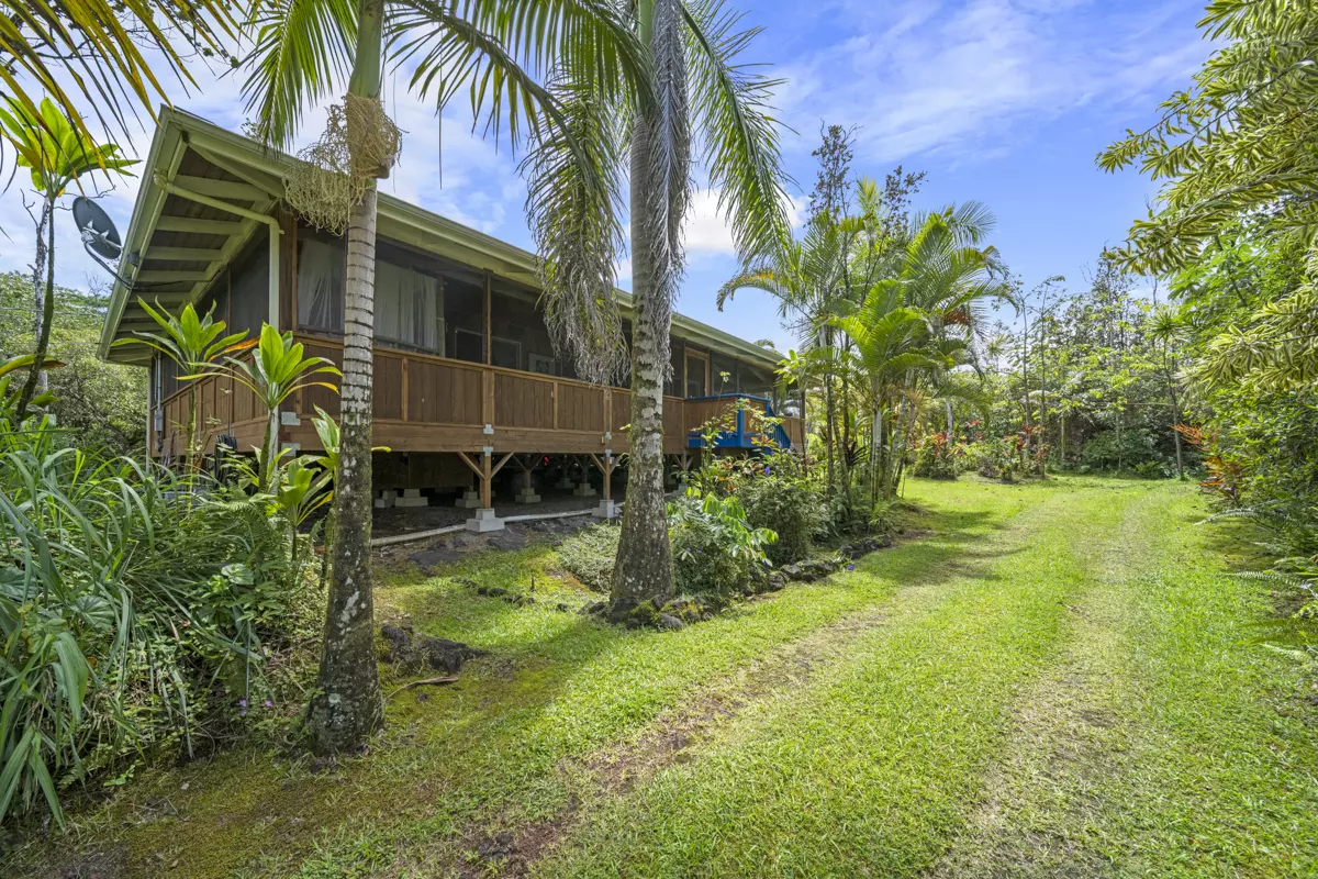 Keaau, HI 96749,16-351 KIELE ST