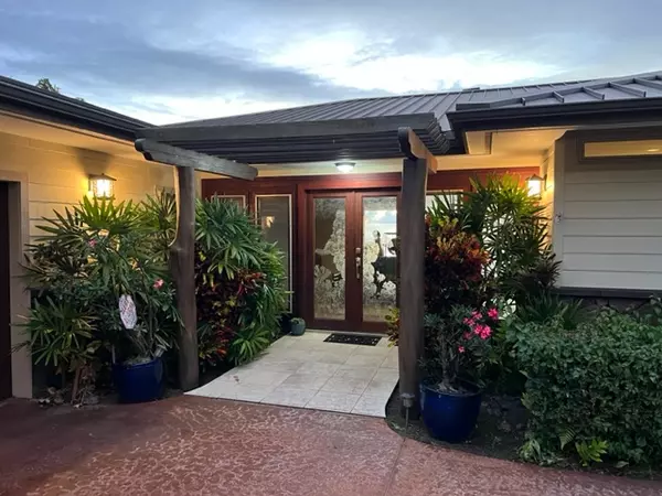 Kailua-Kona, HI 96740,76-6390 KILOHANA ST