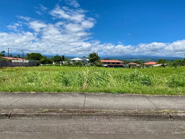 684 KANOELEHUA AVE, Hilo, HI 96720