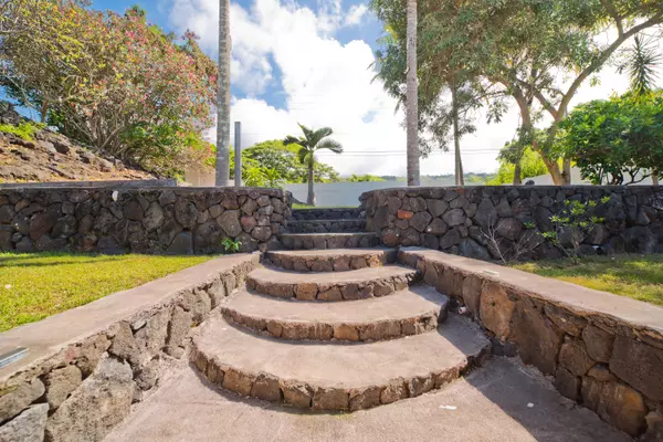 Kailua-Kona, HI 96740,75-5787 LOPEKA PL