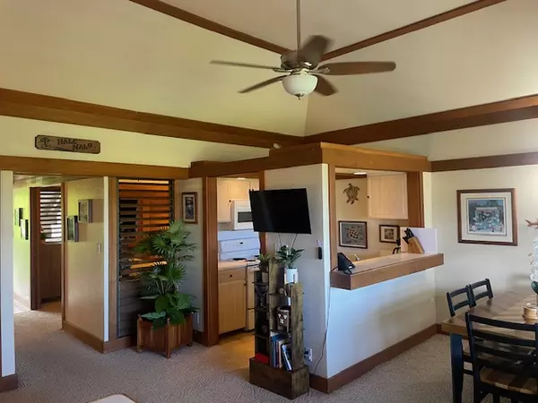 2253 POIPU RD #415, Koloa, HI 96756