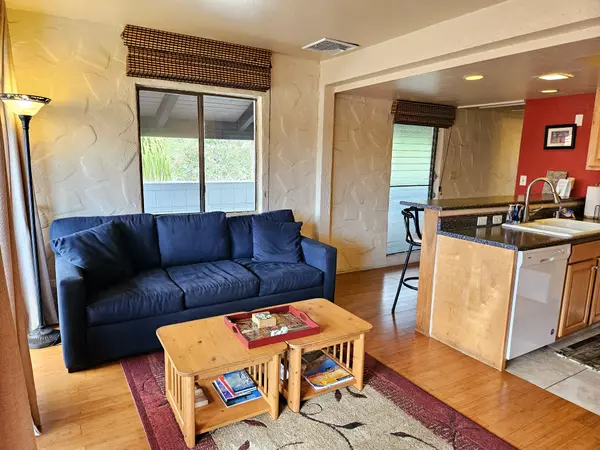 75-6082 ALII DR #A301, Kailua-Kona, HI 96740