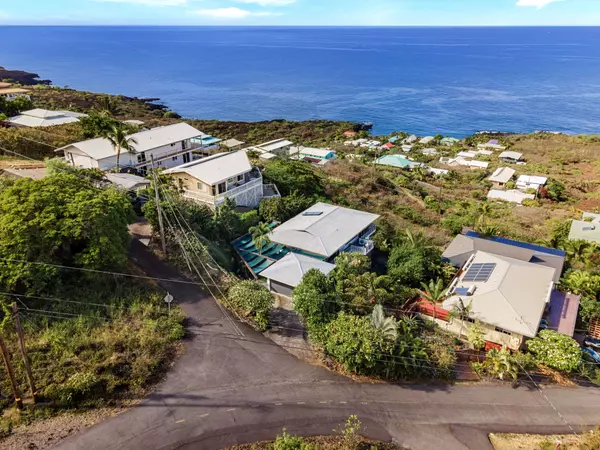 Captain Cook, HI 96704,87-3197 HONU HIAMOE RD