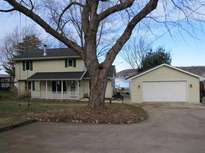 W10862 COUNTY ROAD V, Poynette, WI 53955