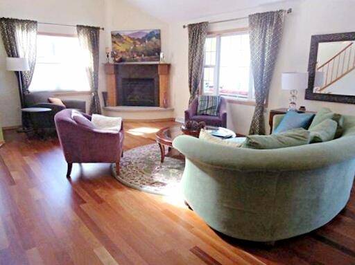 Columbus, WI 53925,121 Summit Court