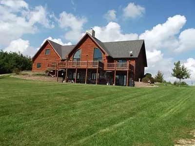 Mineral Point, WI 53565,18881 McCarville Ln