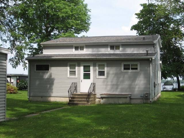 N10872 Maple Point, Fox Lake, WI 53933
