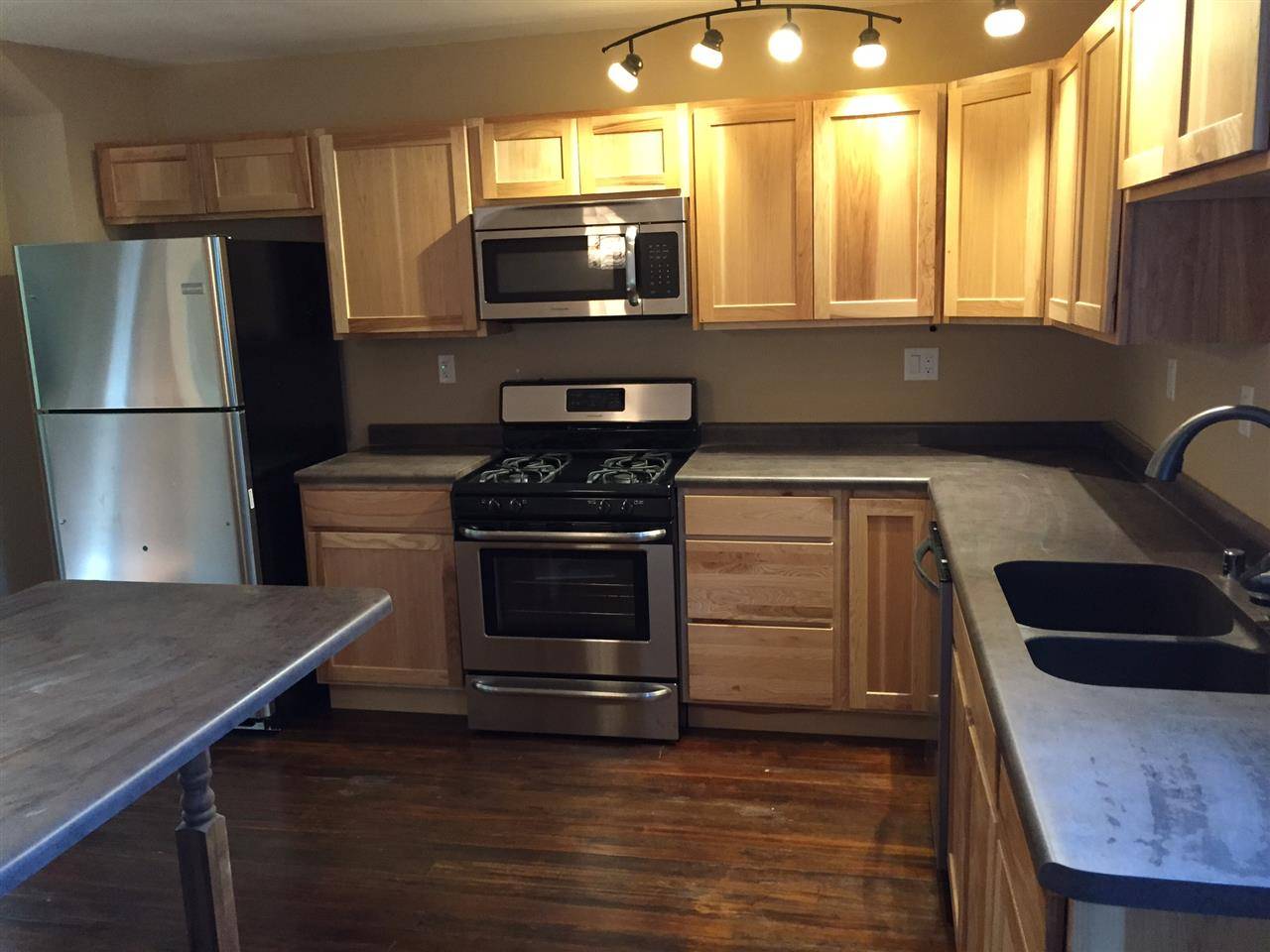 Sun Prairie, WI 53590,164 Union St